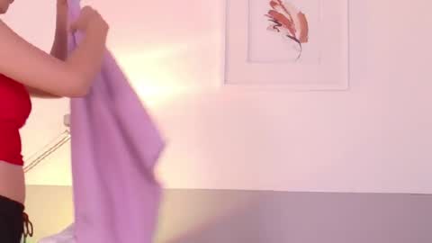 cutepetitee online show from February 27, 7:41 am