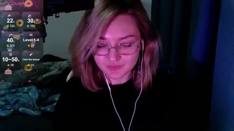 cutepie33 online show from September 17, 2:19 pm