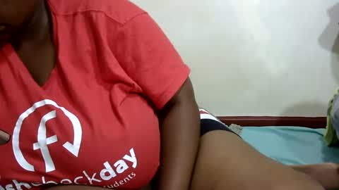 Snapshot of cutermilly chatting on October 29, 10:50 am cutermilly online show from October 29, 10:50 am