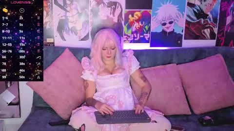 Snapshot of cutesarah_10 chatting on April 18, 11:16 pm cutesarah_10 online show from April 18, 11:16 pm