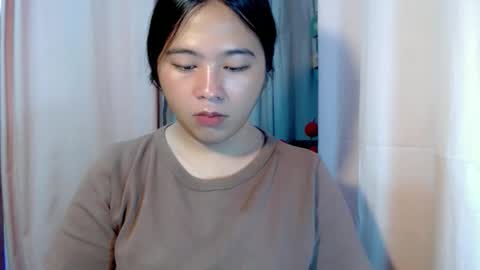 cute online show from February 27, 2:33 am