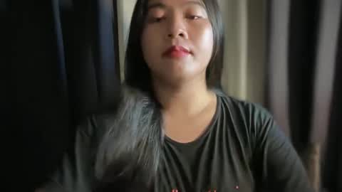 cute online show from May 13, 1:58 am