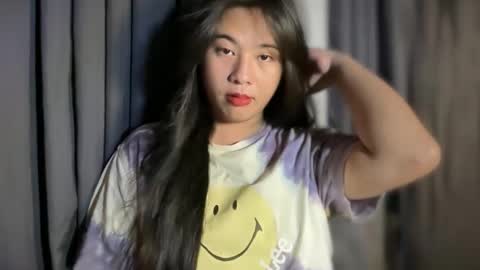 cute online show from May 22, 7:26 am