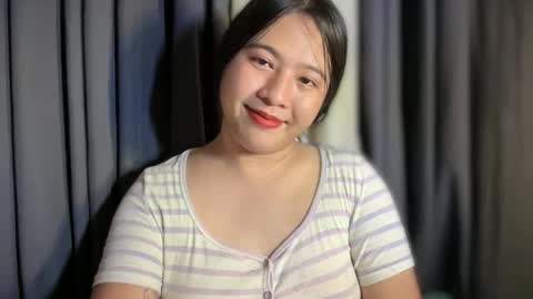 cute online show from May 31, 2:31 am