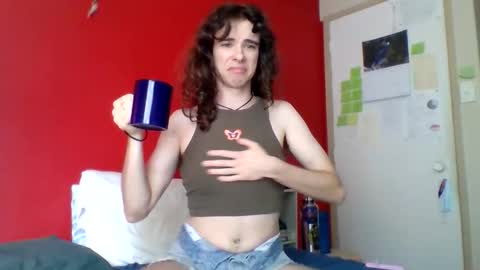 Snapshot of cutetransftm chatting on March 24, 1:21 am JamieBoy online show from March 24, 1:21 am