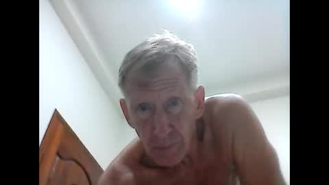 cutewhitebutt online show from September 20, 10:55 pm