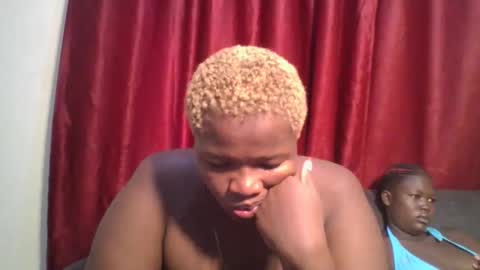 cutey_mellanin online show from January 15, 9:24 am