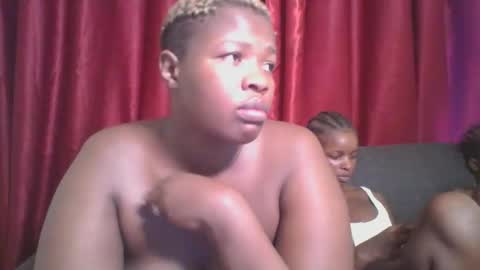 cutey_mellanin online show from February 26, 11:30 am