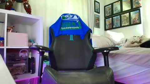 Sandra Love online show from June 9, 3:56 pm