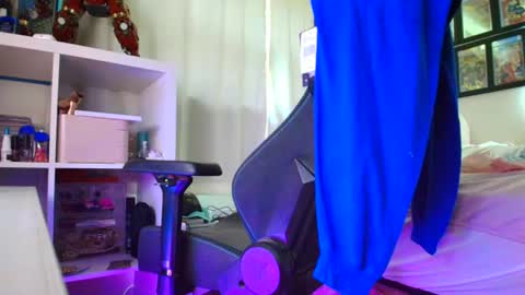 Sandra Love online show from June 13, 3:43 pm
