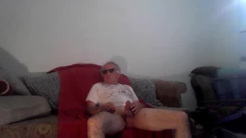 Snapshot of cuthulu23 chatting on September 22, 6:04 am cuthulu23 online show from September 22, 6:04 am