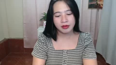 cutie_asianwoman online show from December 2, 6:32 pm