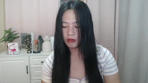 cutie_asianwoman online show from December 14, 5:58 pm