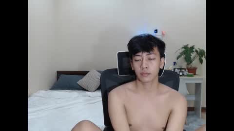 Neil Taylor online show from November 4, 7:02 pm