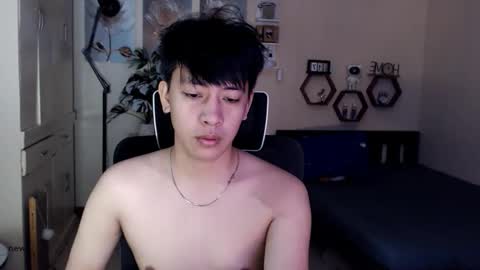 Neil Taylor online show from January 17, 4:33 pm