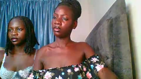 Snapshot of cutie_liqy chatting on December 20, 10:55 am Liqy online show from December 20, 10:55 am