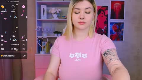 mili online show from December 25, 1:19 pm