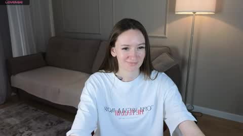 Snapshot of cutie_naughty_girl chatting on May 5, 2:52 am Kate online show from May 5, 2:52 am
