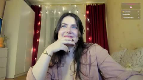 Pearl online show from October 31, 3:13 pm