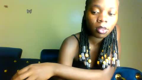 cutieplush online show from April 19, 8:44 pm