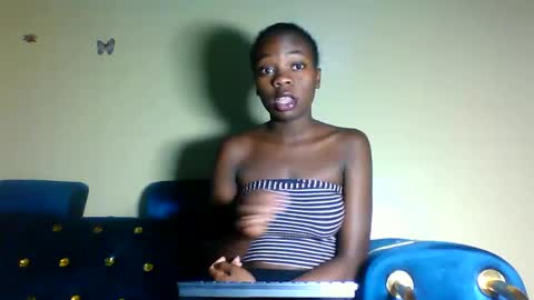 cutieplush online show from May 1, 7:18 pm