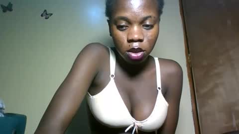 cutieplush online show from May 16, 8:18 pm