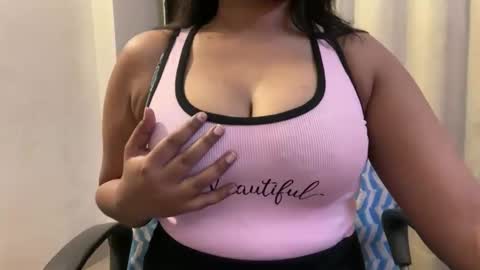 Snapshot of cutie_ruhi chatting on April 26, 7:11 pm Ruhii online show from April 26, 7:11 pm