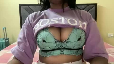 Snapshot of cutie_ruhi chatting on June 7, 7:45 am Ruhii online show from June 7, 7:45 am