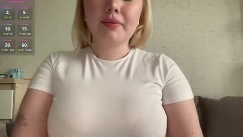 Julie  online show from June 29, 1:11 pm