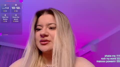 cutiepie69__ online show from June 7, 7:17 pm