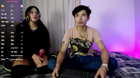 Snapshot of cutiepie_5 chatting on December 1, 3:00 am Jodie online show from December 1, 3:00 am