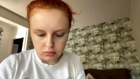 cutiestginger online show from September 15, 7:30 am