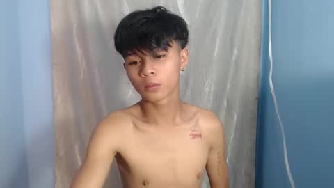 Snapshot of cutiewalter chatting on May 29, 12:36 pm cutiewalter online show from May 29, 12:36 pm
