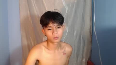 Snapshot of cutiewalter chatting on May 30, 12:41 am cutiewalter online show from May 30, 12:41 am