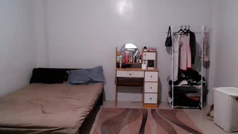 Snapshot of cutiezay999 chatting on March 5, 12:12 pm ZAYNA DONT FORGET TO FOLLOW MY ROOM online show from March 5, 12:12 pm