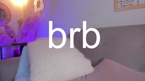 Hannah online show from March 1, 8:53 pm