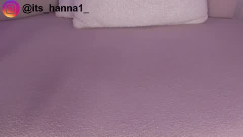 Hannah online show from May 27, 1:57 am