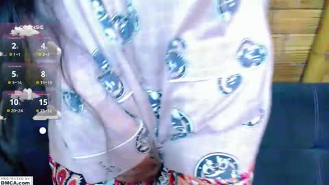 miss ari  online show from December 21, 10:55 am