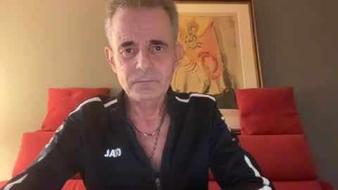 cwaddle online show from April 21, 11:38 am