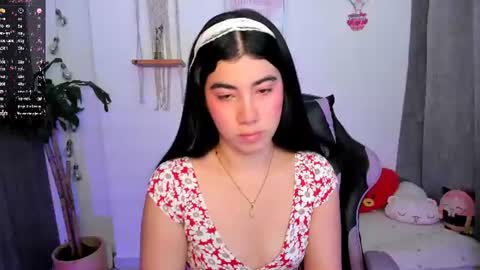 Liz online show from June 30, 11:39 pm