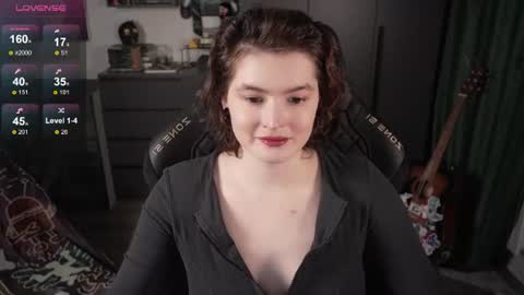 Helen Blossom online show from July 20, 1:24 pm