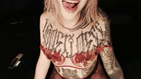 Nikki online show from December 13, 7:53 pm