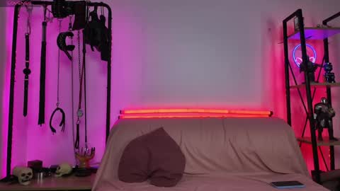 Lily Goddess online show from June 4, 3:12 am
