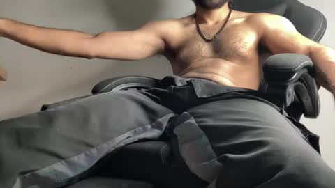 Snapshot of cylusx chatting on July 26, 7:59 am Cylus X online show from July 26, 7:59 am
