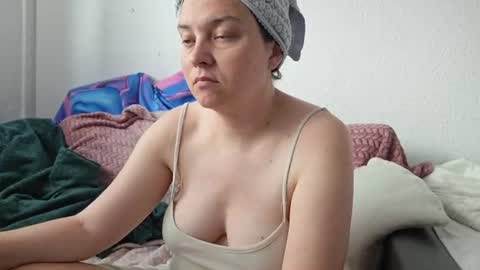 Cyndee Winter online show from June 13, 4:27 pm