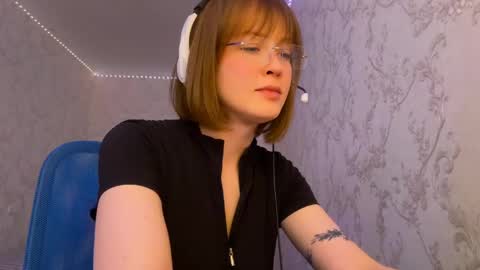 Sidny online show from April 15, 3:13 am