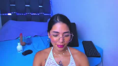 Snapshot of cyndycranforsquirt chatting on June 21, 8:00 pm cyndycranforsquirt online show from June 21, 8:00 pm