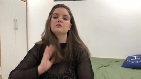 Cynthia online show from May 1, 9:25 am