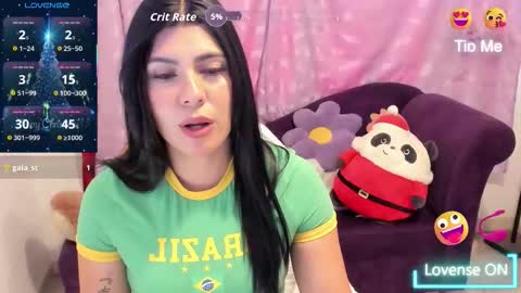 Snapshot of cynthiawatson_ chatting on December 22, 2:47 pm Cynthia online show from December 22, 2:47 pm