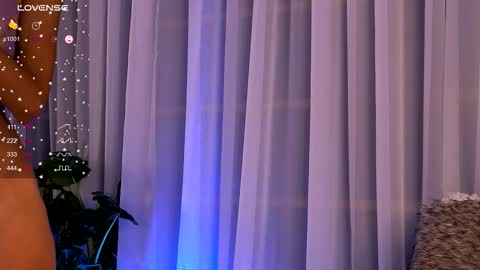 Snapshot of cynthiawest chatting on September 30, 3:11 am Ivy online show from September 30, 3:11 am